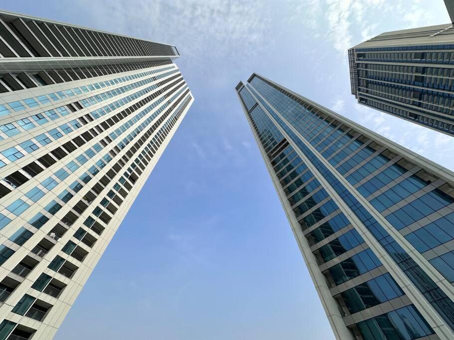 Swanky Dwelling 3br - Marvelous Burj Khalifa Views 2405